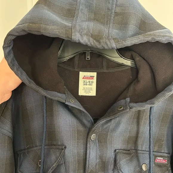 Dickies Blue and Black Plaid Men's hooded fleece lined Jacket - Picture 7 of 7